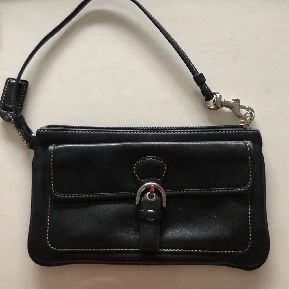 COACH Bleecker Black Leather Vintage Clutch Wristlet
